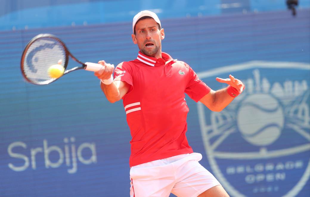 novak djokovic aleks molcan dragan bjelogrlic na mecu