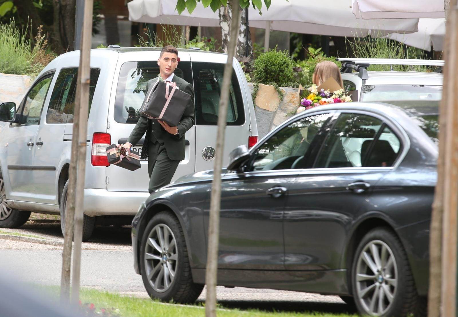 aleksandar mitrovic svadba peva jelena kostov