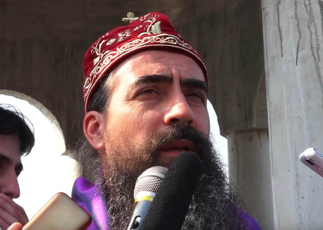 episkop metodije ostojic privukao paznju zena