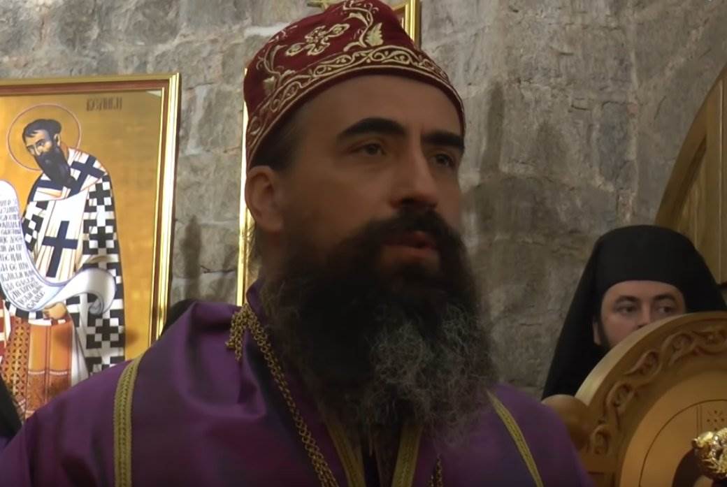episkop metodije ostojic privukao paznju zena