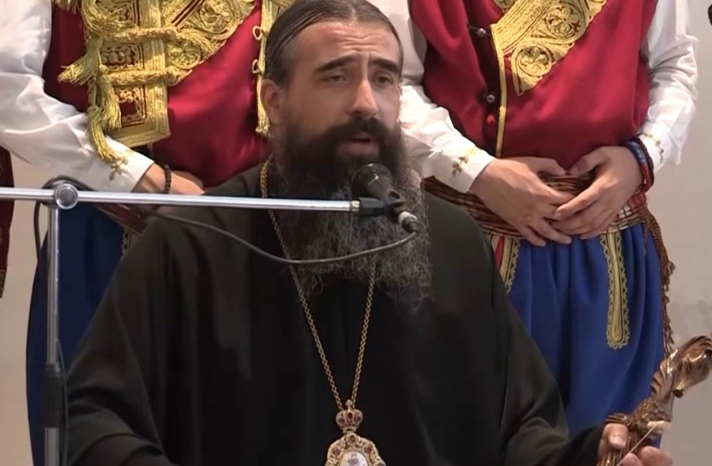 episkop metodije ostojic privukao paznju zena