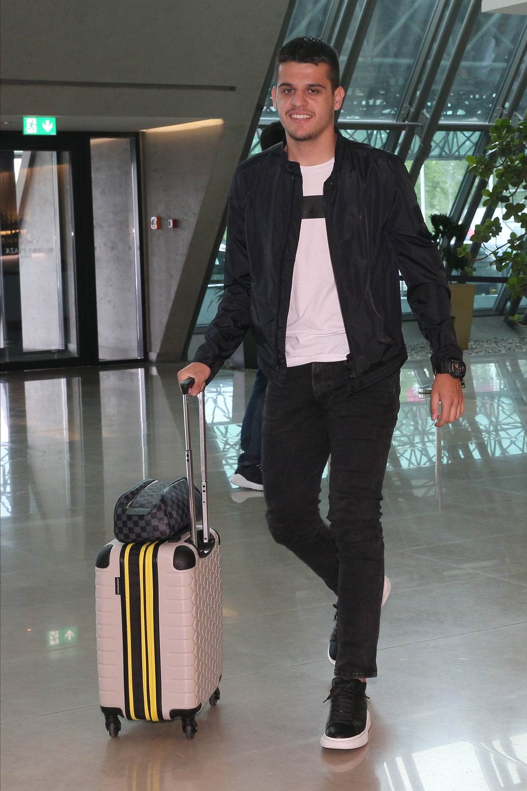 Andrej Ilić dominira u Bundesligi Piksi ga ne zove