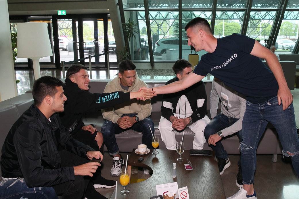 okupljanje mlade reprezentacije srbije stajling fudbalera tedic stevanovic foto