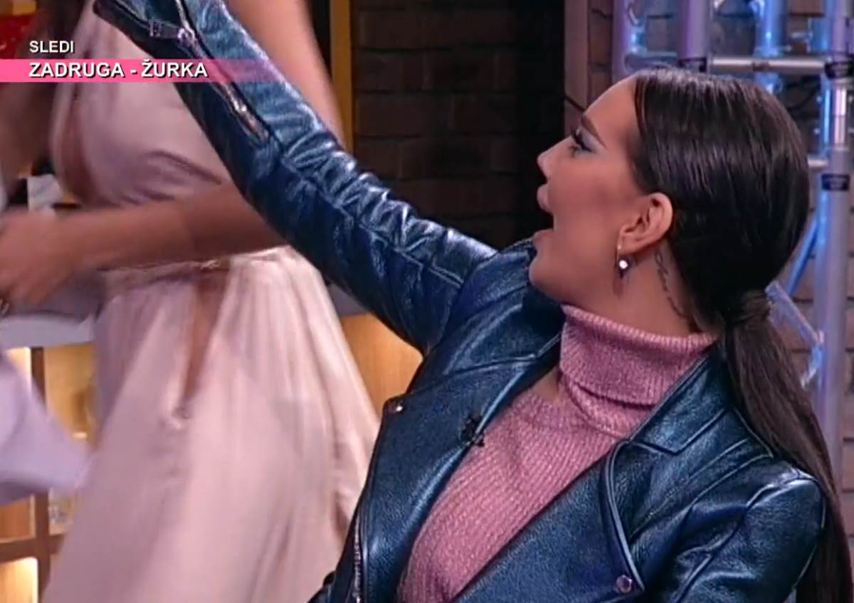 katarina grujic partizanov dres amig sou foto