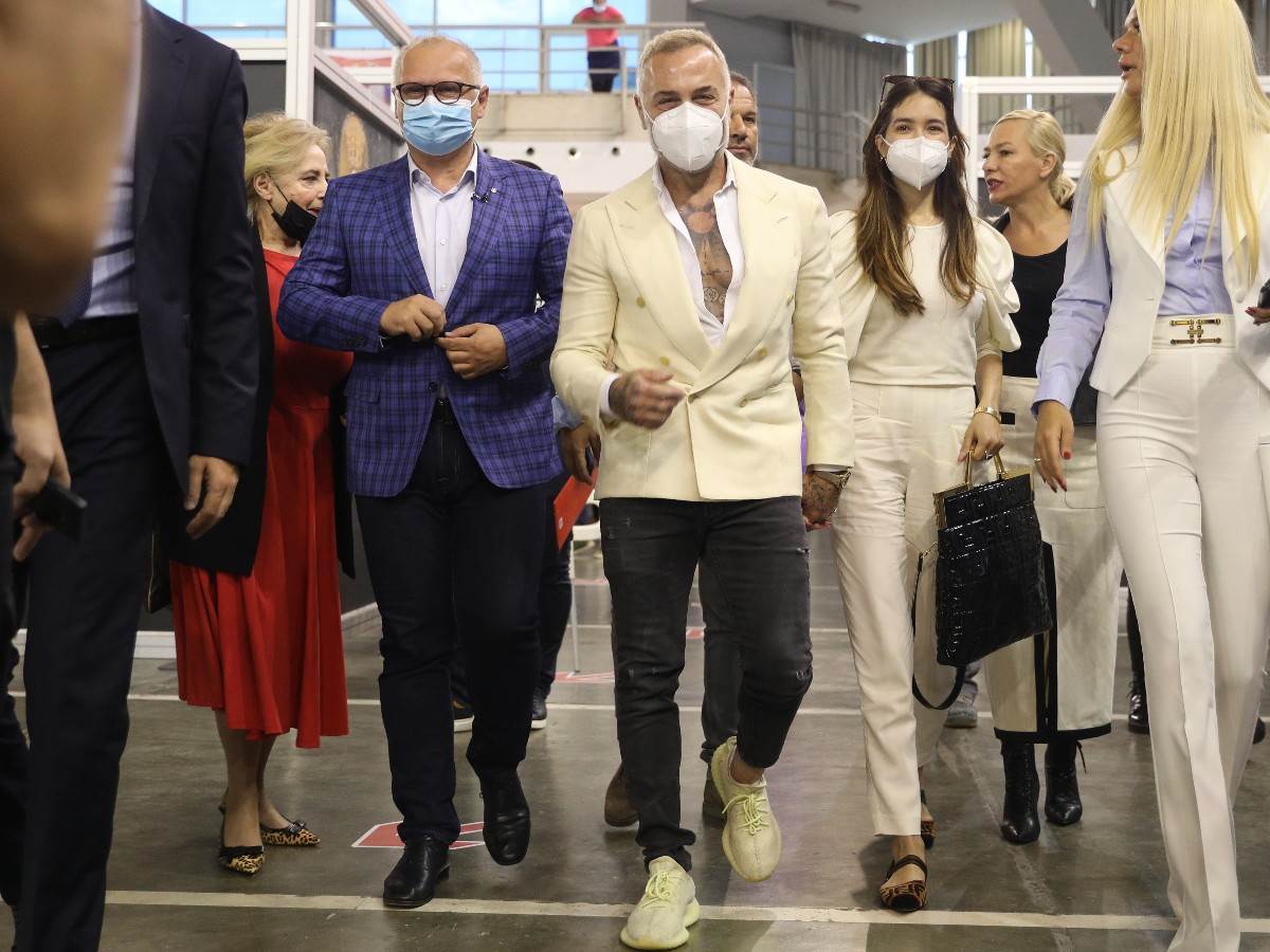 djanluka vaki revakcinacija beograd sajam foto