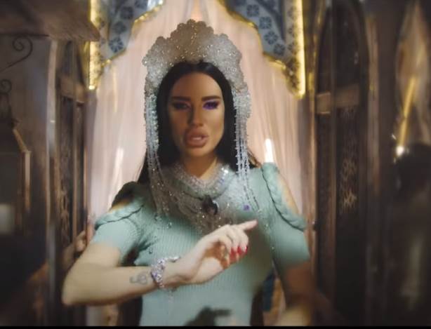 katarina grujic pesma brate spot nakit od 10000 evra