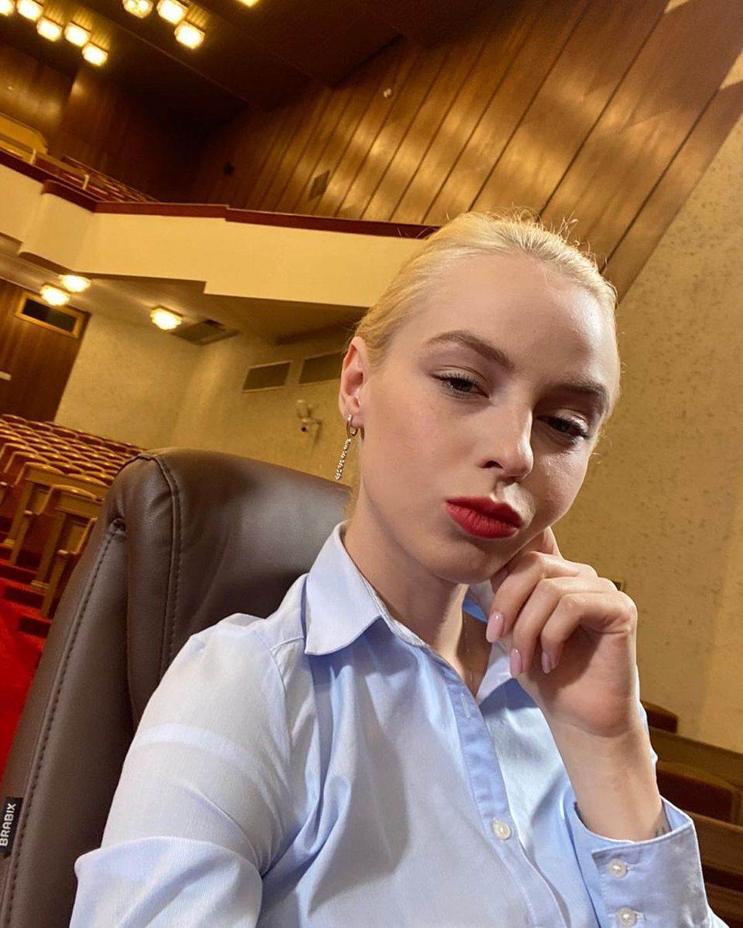 uljana trigbugcak ruska novinarka provokativne fotografije