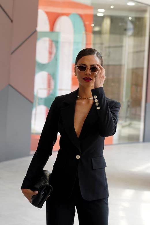 milica pavlovic stajling dekolte foto