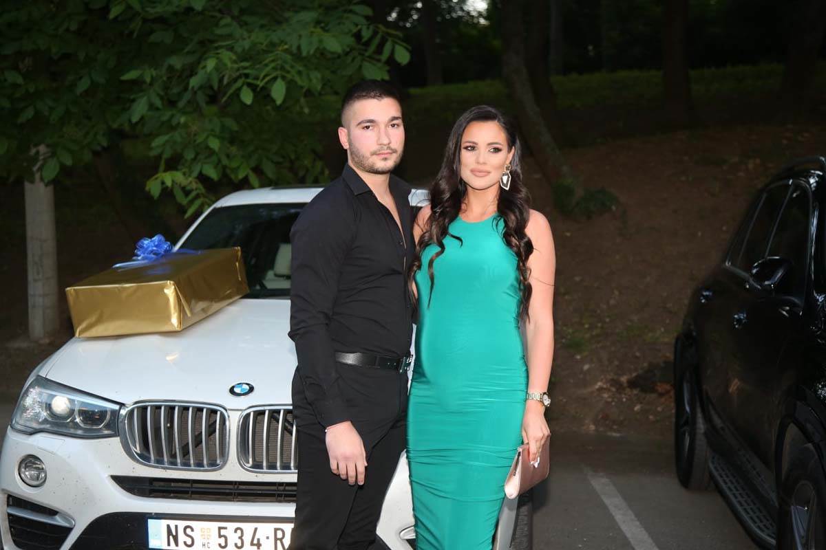 bojana rodic trudna u kupacem