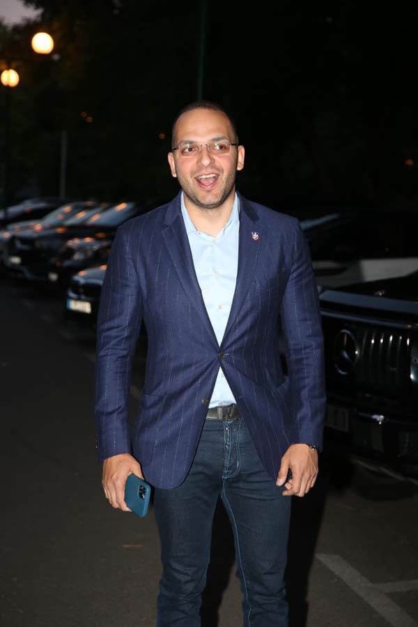 zeljko raznatovic prvi rodjendan bojana rodic mirko sijan foto