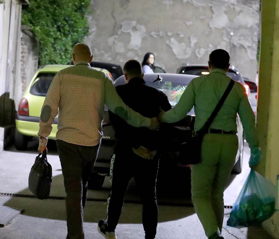 uhapsen aleksandar jovicic sns aleksandar vulin 