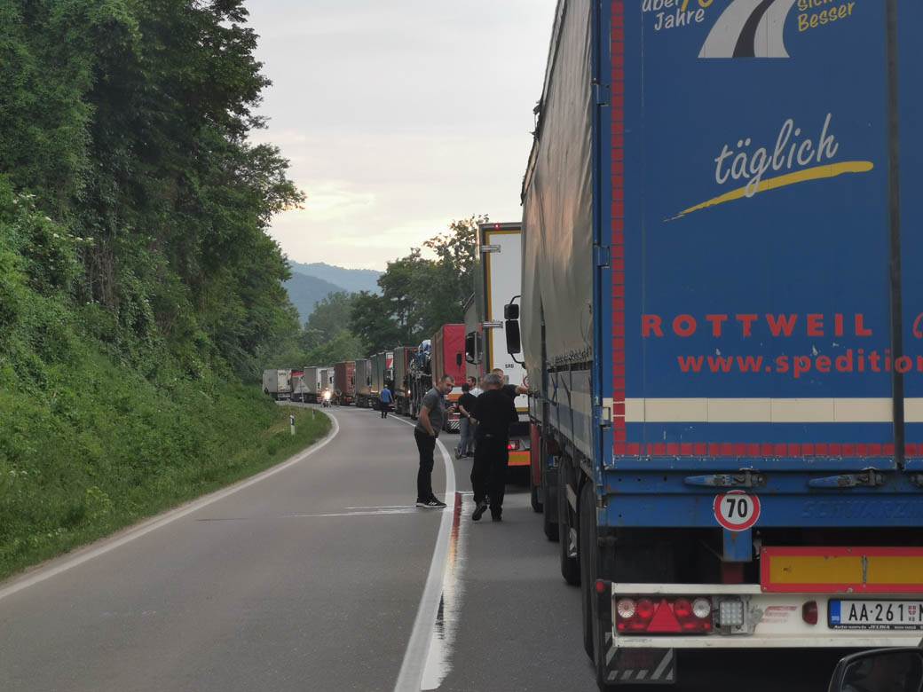 saobracajna nesreca na putu cacak uzice jedna osoba poginula