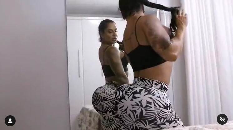 najveca prirodna guza na svetu vanessa ataides