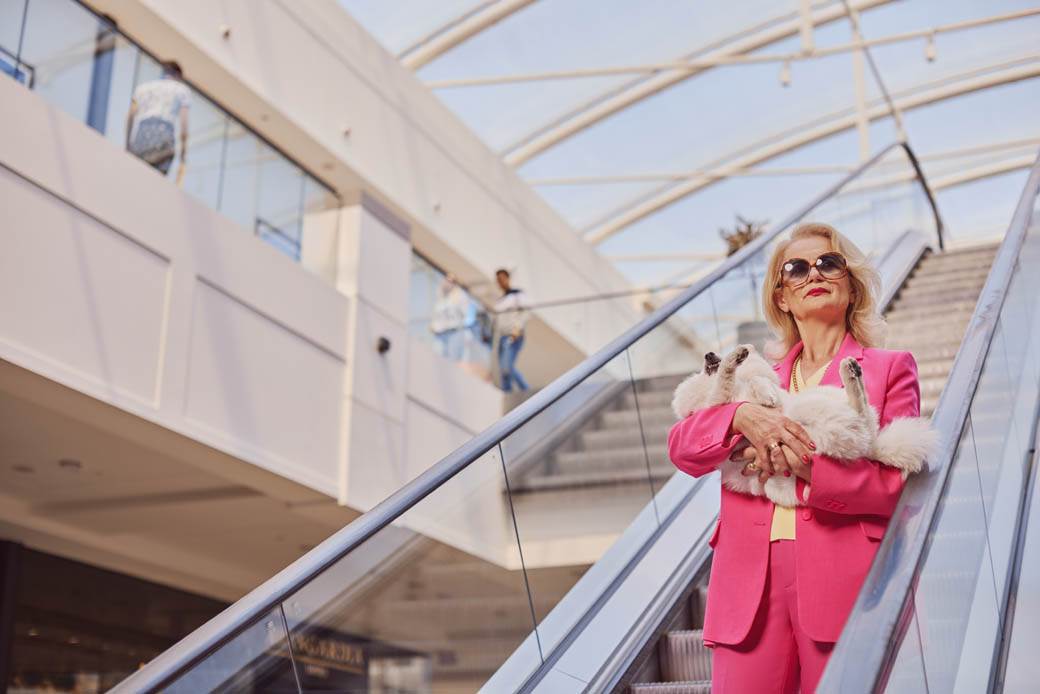 bw galerija poklanja vaucer 