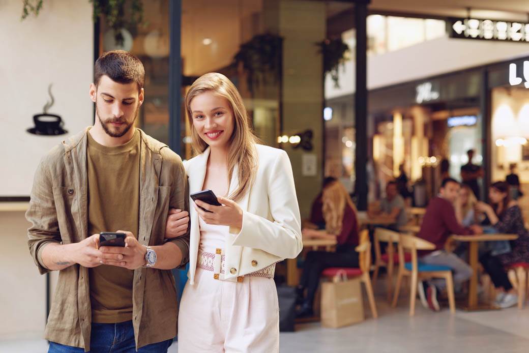 bw galerija poklanja vaucer 