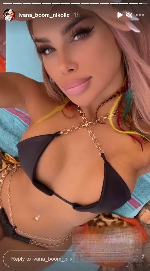 Ivana Nikolić u bikiniju