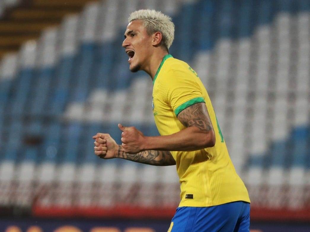 pedro brazilac dva gola srbija brazil fotografije sa utakmice