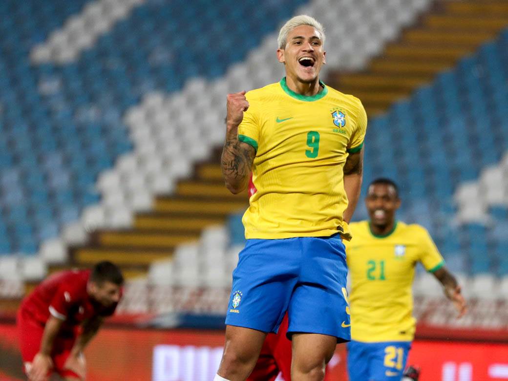 pedro brazilac dva gola srbija brazil fotografije sa utakmice