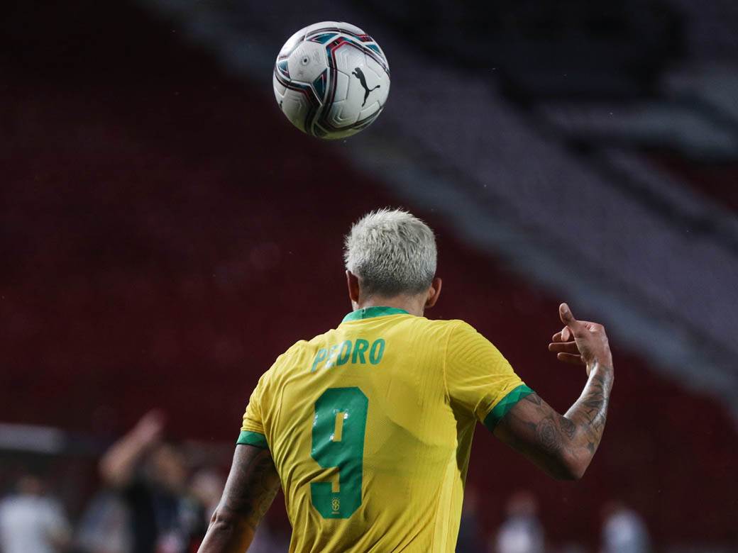 pedro brazilac dva gola srbija brazil fotografije sa utakmice