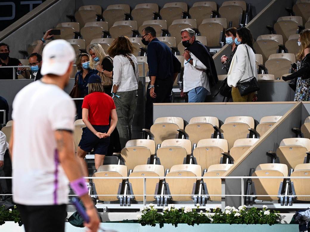 haos djokovic pariz publika rolan garos