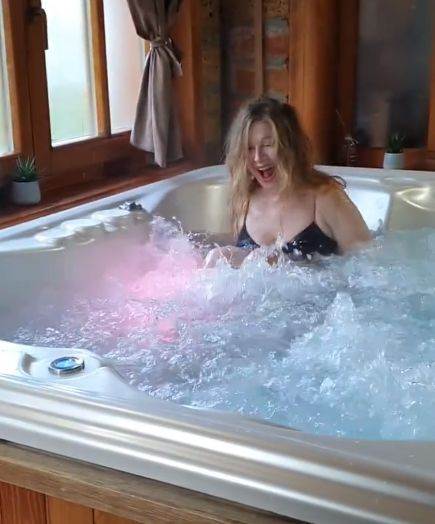 Danica Maksimović slike u kupaćem