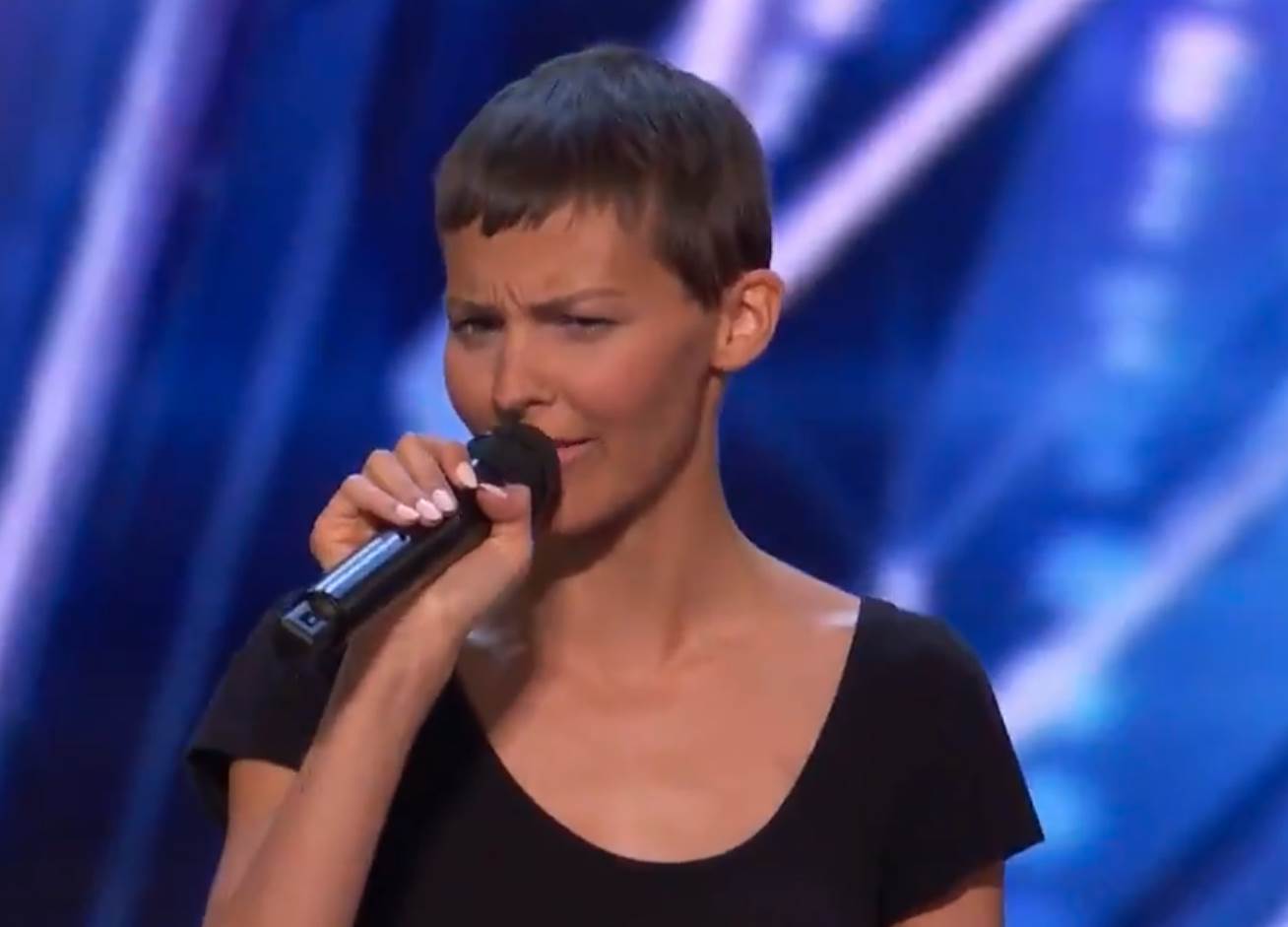 Sajmon Kauel jedva izvukao živu glavu