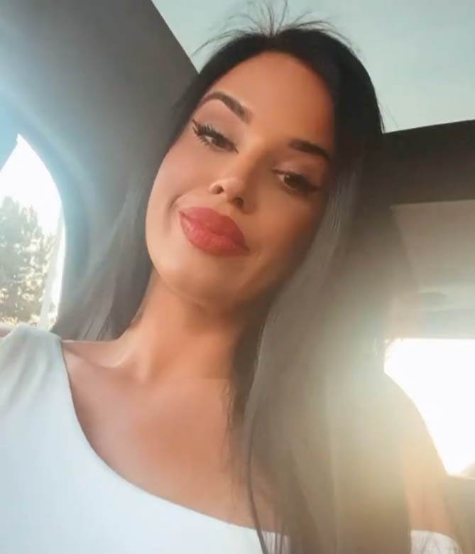 hrvatska navijacica ivana knol euro 2020 foto video