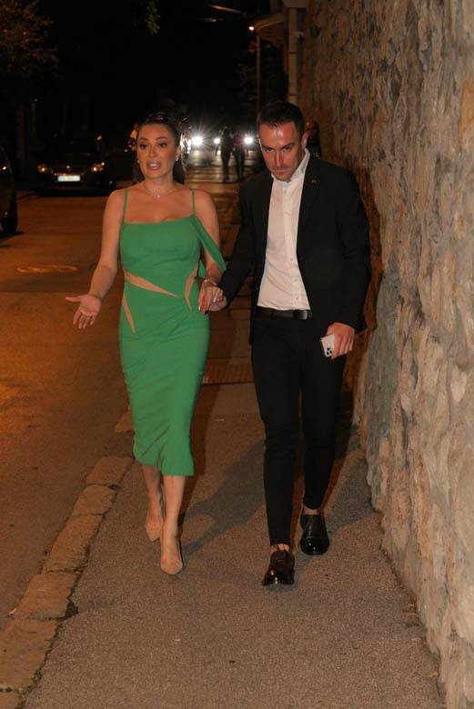 Ceca o Zvezdama Granda