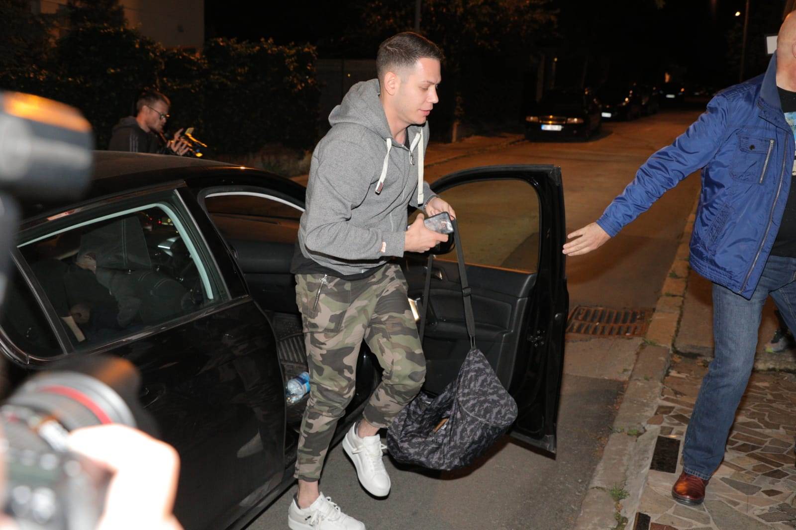 Ceca o Zvezdama Granda