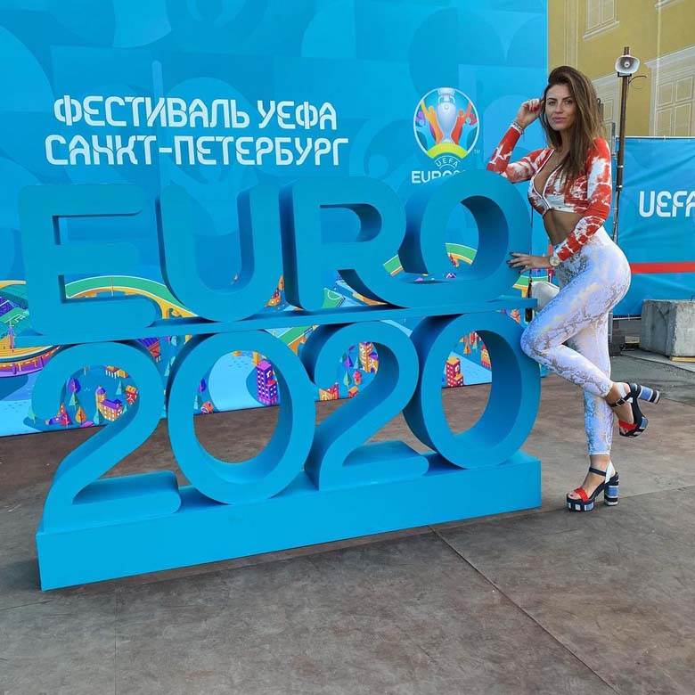 marta barcok mis euro2020 atraktivna navijacica foto