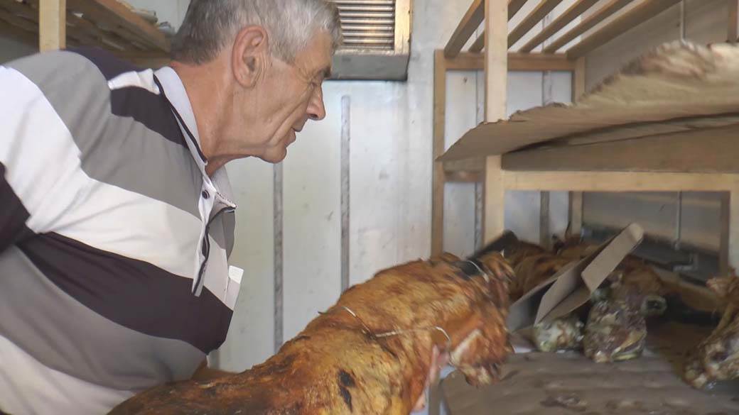 svadba pod satrom veselje tradicija