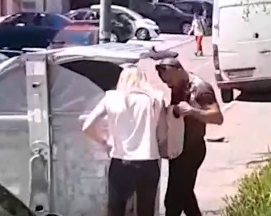 anabela pretura po kontejneru video