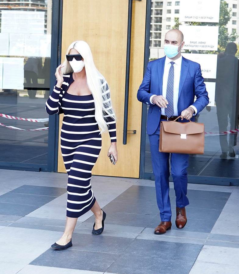 jelena karleusa na sudu foto