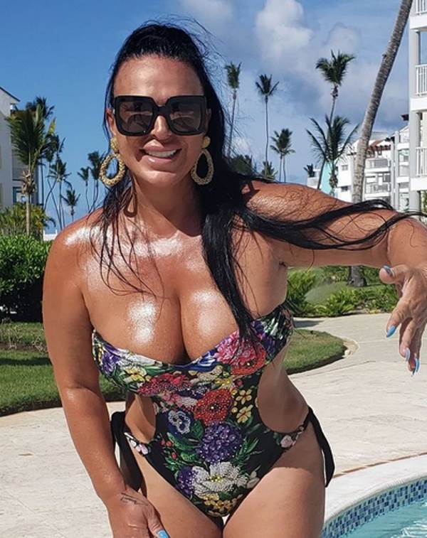 Marta Savić o Miletu, Eleni i kući u Dominikani