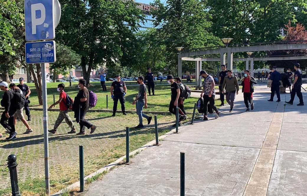 ilegalni migranti u beogradu prebacivanje u prihvatni centar