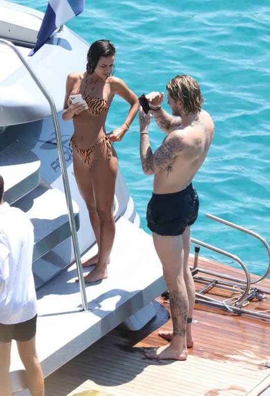 Loris Karijus se nabildovao