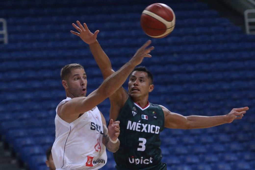 Stefan Jović potpisuje za Bajern