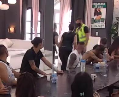 kristijan gurnuo miljanu u bazen zadruga