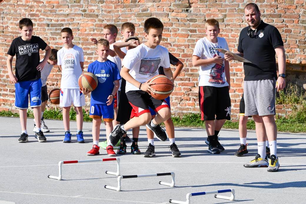 kosarka mozzart partizan letnji kamp