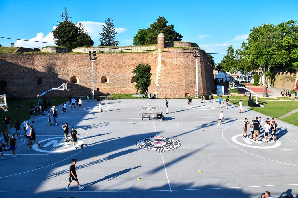 kosarka mozzart partizan letnji kamp