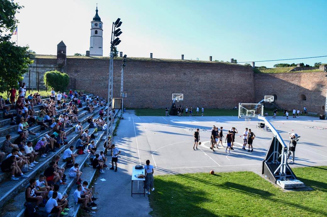 kosarka mozzart partizan letnji kamp