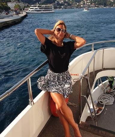 sladjana tomasevic noge foto