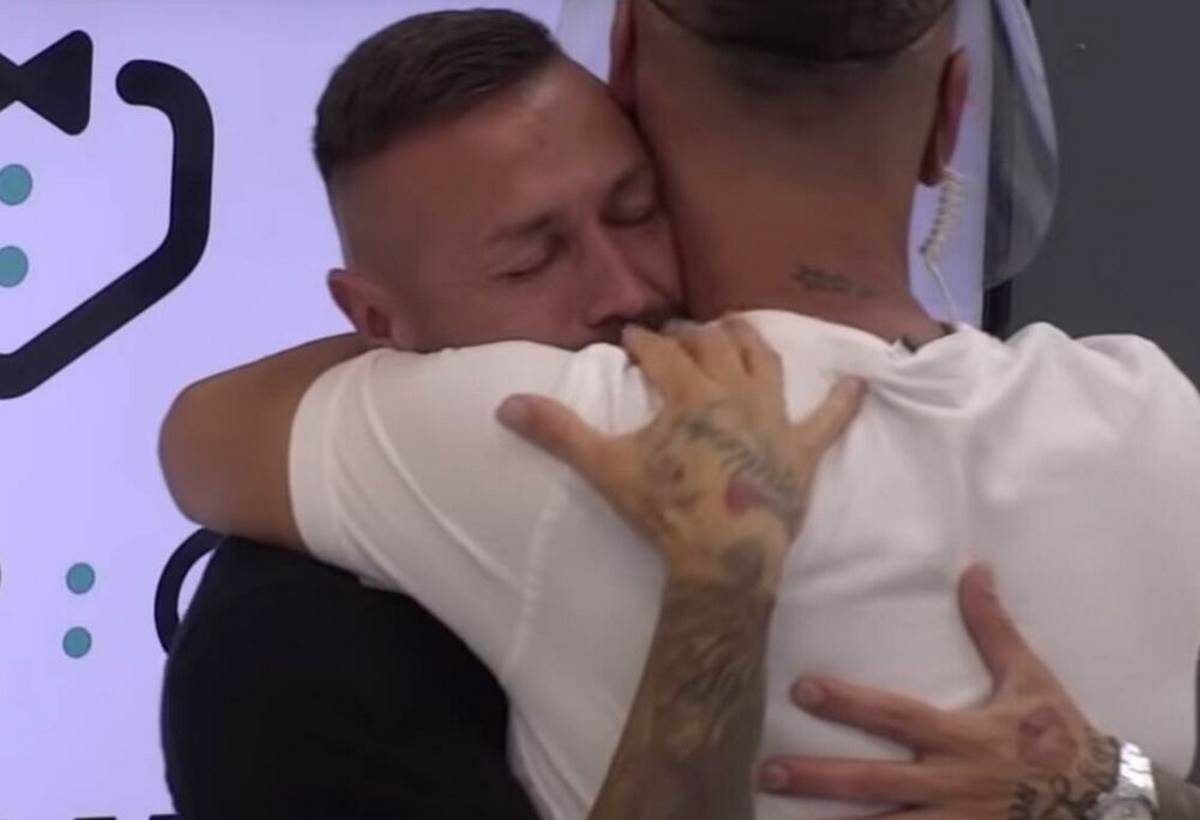 tara simov o sa raskid