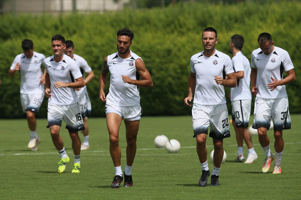 partizan pocetak priprema vucelic