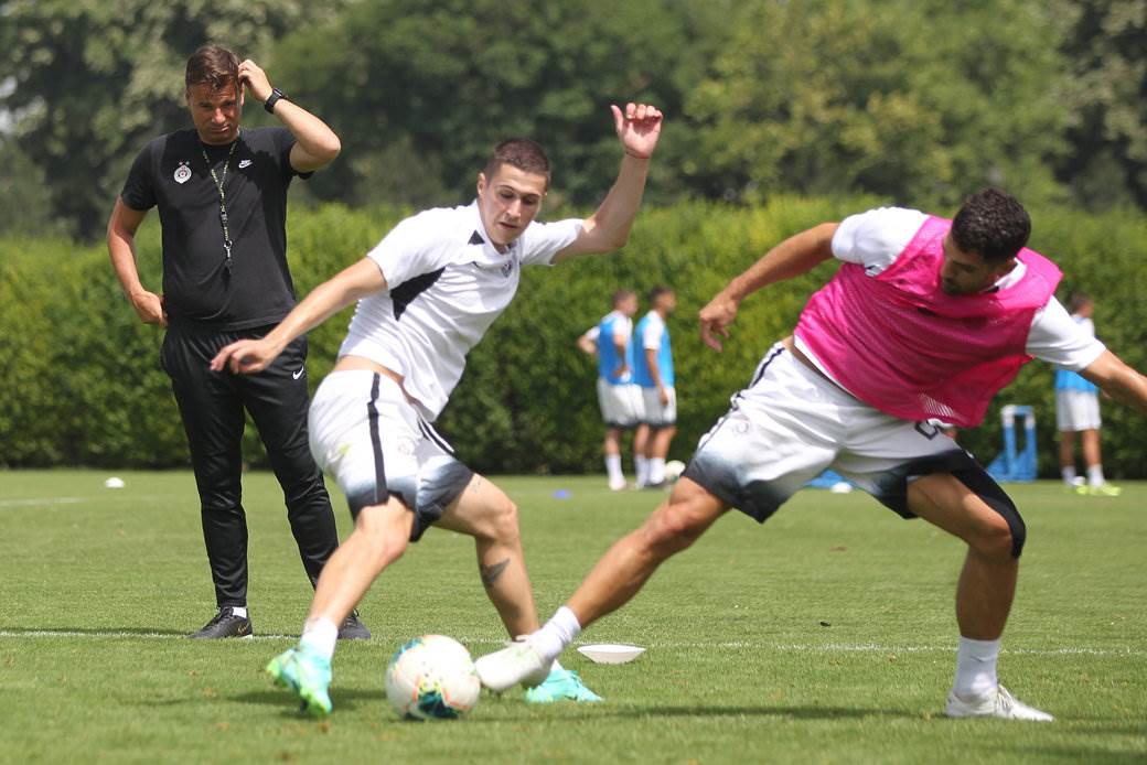 partizan pocetak priprema vucelic