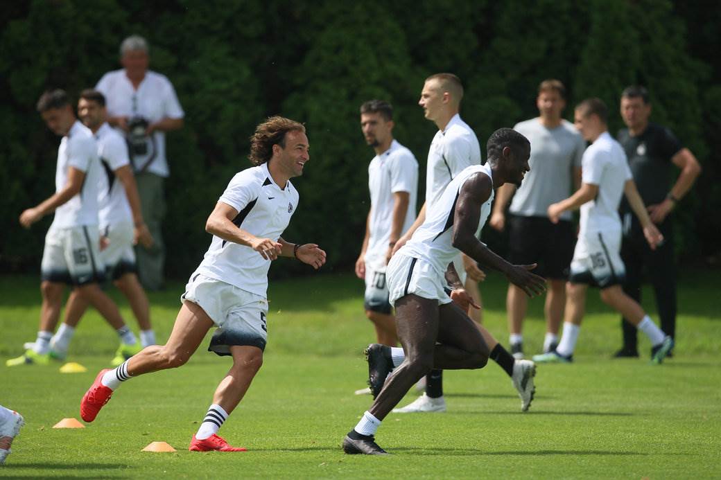 partizan pocetak priprema vucelic