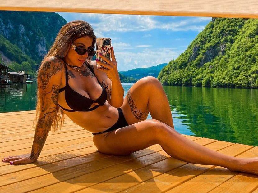 zena darka milicica kupaci bikini