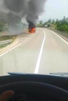 zapalio se automobil crna gora 