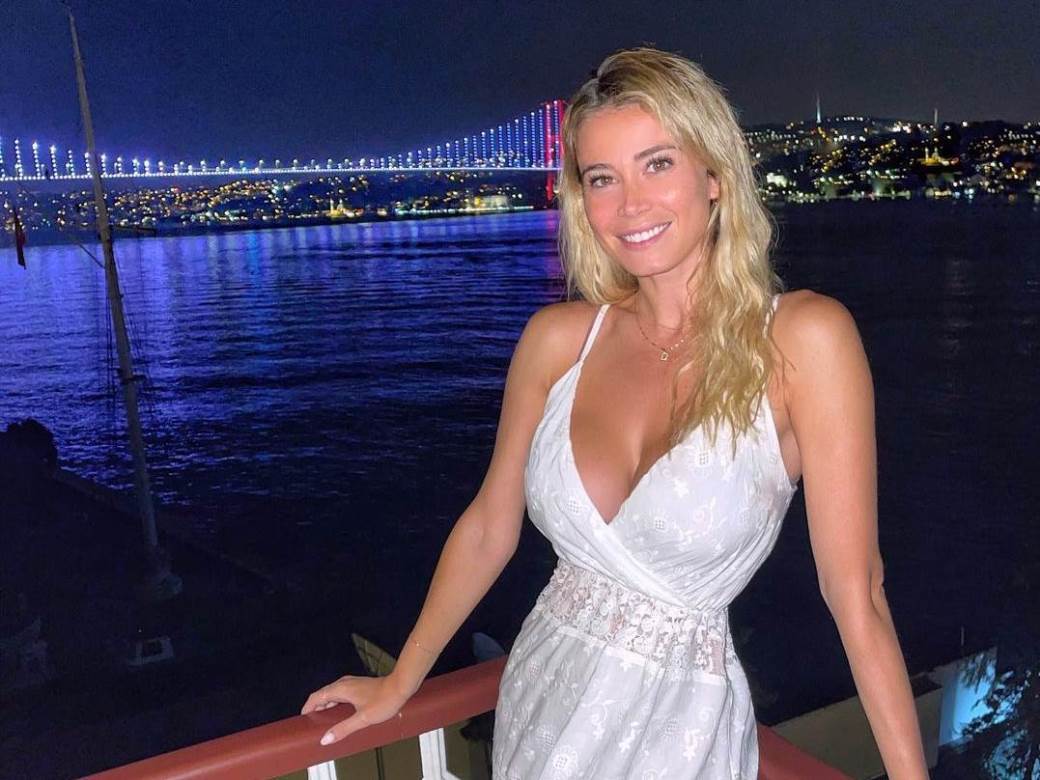 Loris Karijus oženio Diletu Leotu i sada nigde ne igra