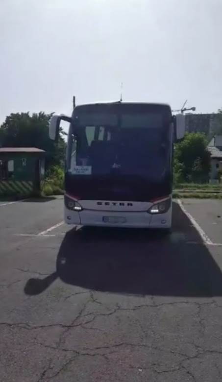 kamenovan autobus u skoplju video